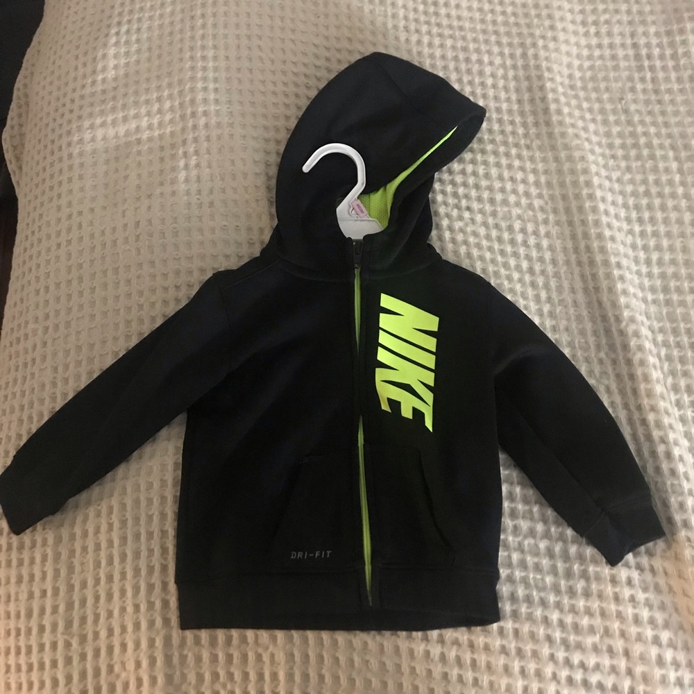 Baby’s Nike track suit ! So cute